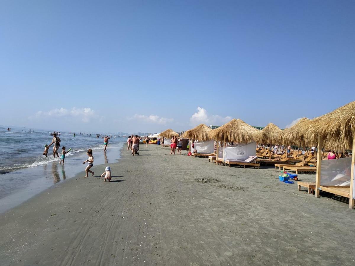 Mamaia-Sat Apartment Năvodari Εξωτερικό φωτογραφία